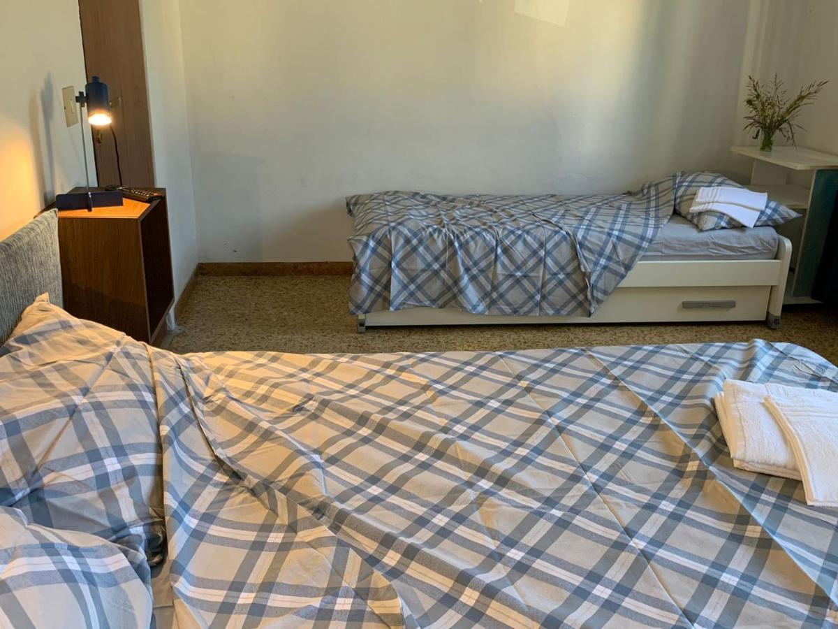 Well Apartment Filettole Luaran gambar