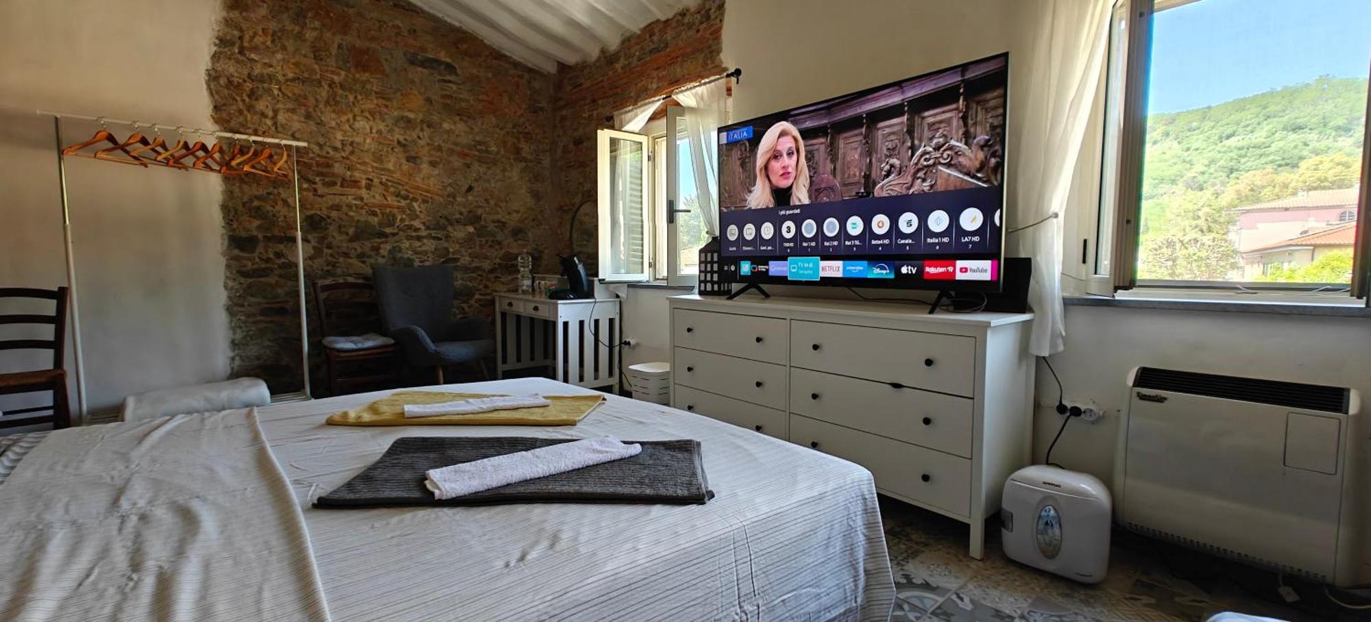 Well Apartment Filettole Luaran gambar